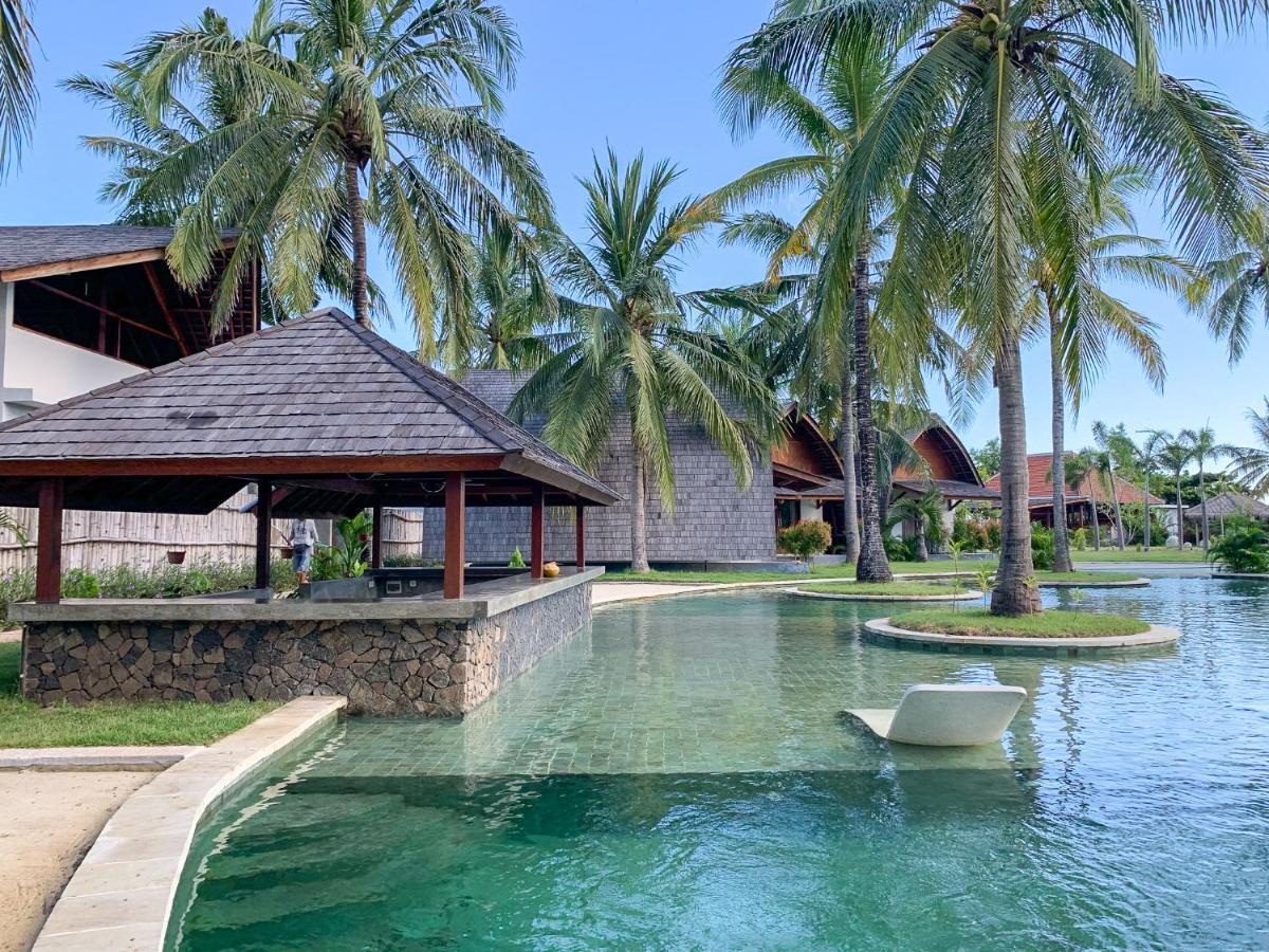The Club Villas Lombok Sekotong Bagian luar foto