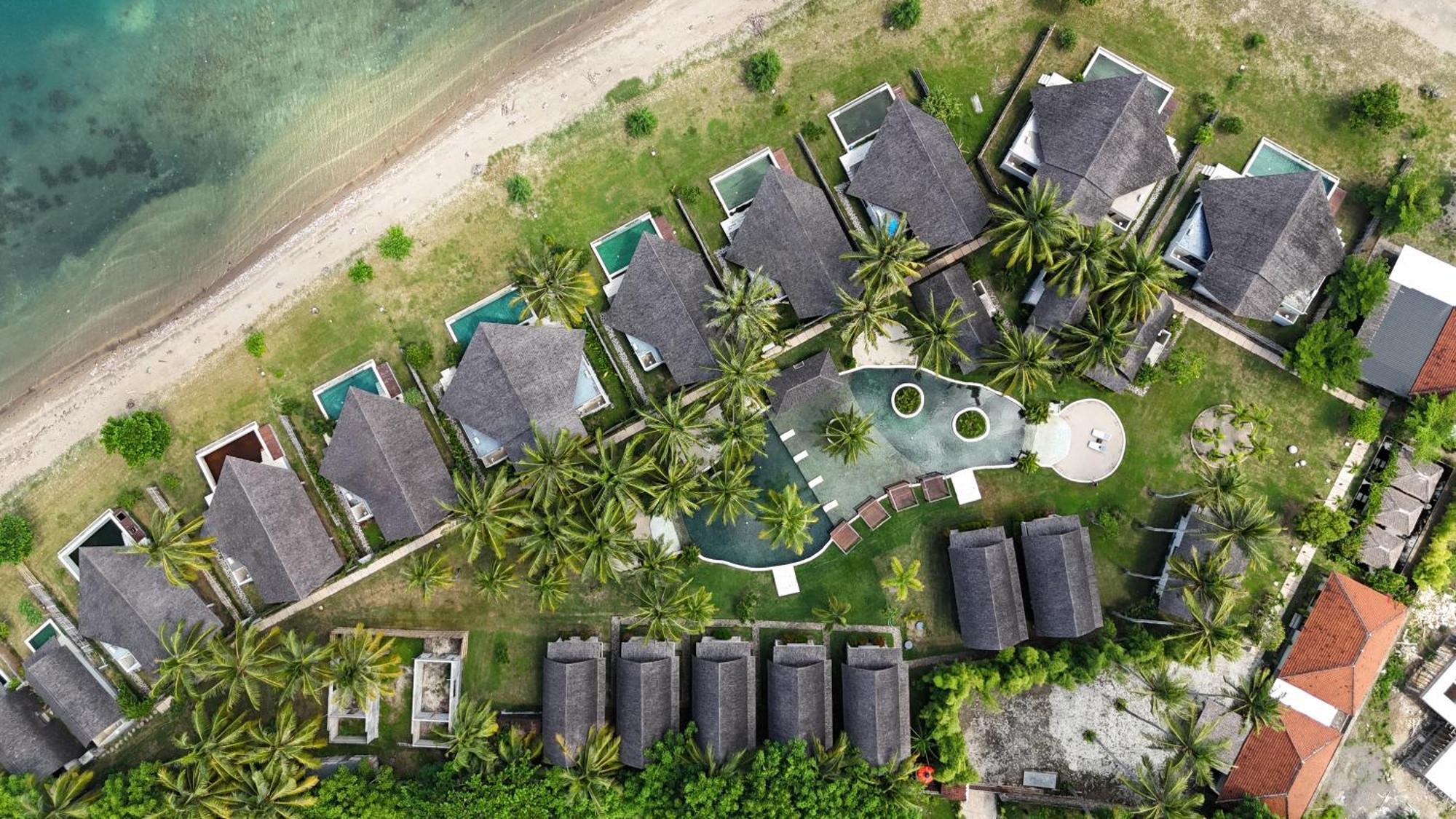 The Club Villas Lombok Sekotong Bagian luar foto